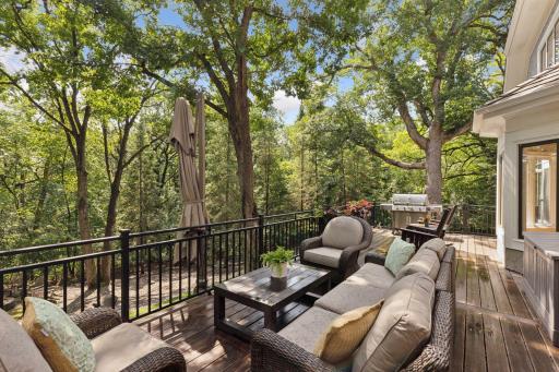 13985 Crowne Hill Lane, Minnetonka, MN 55305
