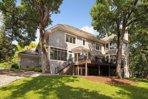 13985 Crowne Hill Lane, Minnetonka, MN 55305