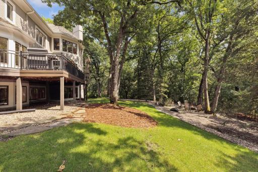 13985 Crowne Hill Lane, Minnetonka, MN 55305
