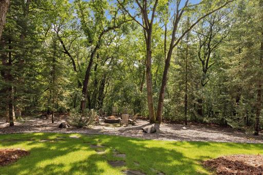 13985 Crowne Hill Lane, Minnetonka, MN 55305