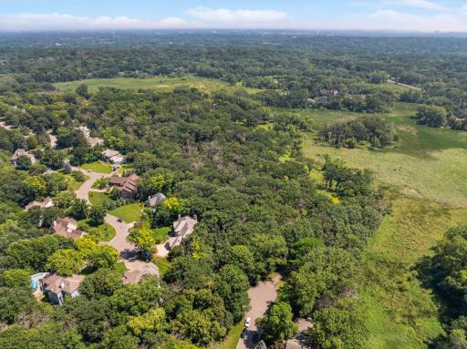 13985 Crowne Hill Lane, Minnetonka, MN 55305