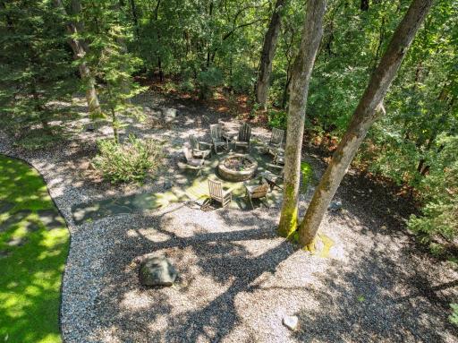 13985 Crowne Hill Lane, Minnetonka, MN 55305