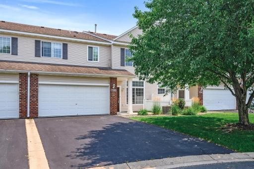 17905 96th Avenue N, Maple Grove, MN 55311