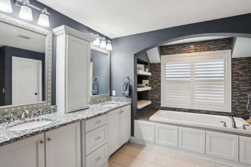 7620 Windsor Court, Chanhassen, MN 55317
