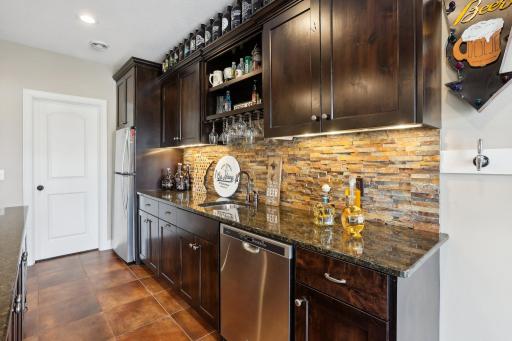 7620 Windsor Court, Chanhassen, MN 55317