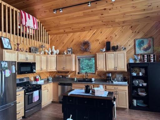 Photo for 1415 Riverside Drive NW, 1415, Baudette, MN 56623 - Listing #6750655 1415 Riverside Drive NW, 1415, Baudette, MN 56623