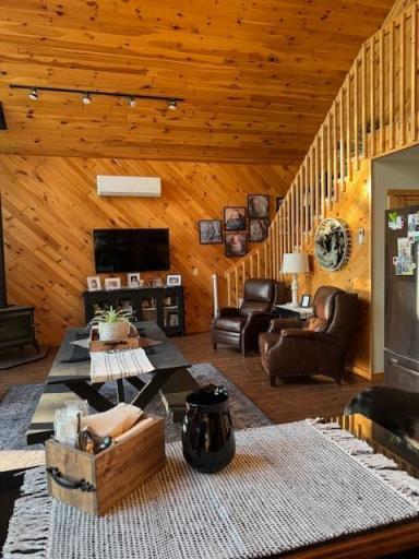 Photo for 1415 Riverside Drive NW, 1415, Baudette, MN 56623 - Listing #6750655 1415 Riverside Drive NW, 1415, Baudette, MN 56623