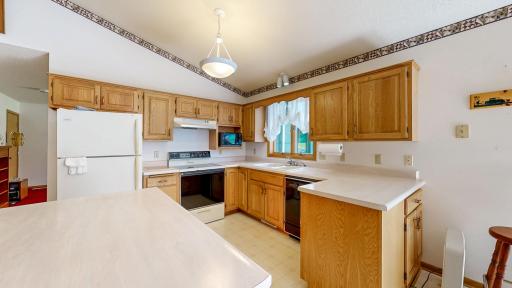 120 6th Street SW, Chatfield, MN 55923