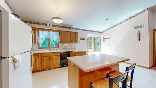120 6th Street SW, Chatfield, MN 55923
