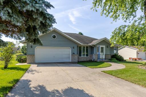 120 6th Street SW, Chatfield, MN 55923