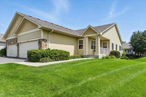 Welcome to this end unit, corner lot home set in a quiet neighborhood but 5 minutes to downtown Victoria. You'll enjoy all of the green space that surrounds you.