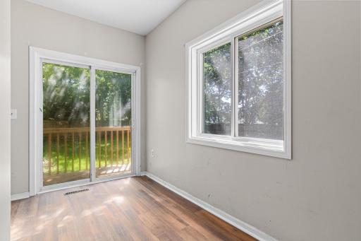 1066 Woodbridge Street, Saint Paul, MN 55117