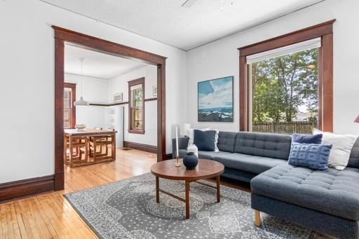 1066 Woodbridge Street, Saint Paul, MN 55117