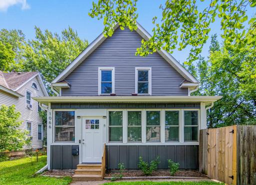 1066 Woodbridge Street, Saint Paul, MN 55117