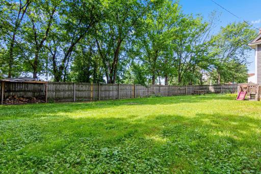 1066 Woodbridge Street, Saint Paul, MN 55117