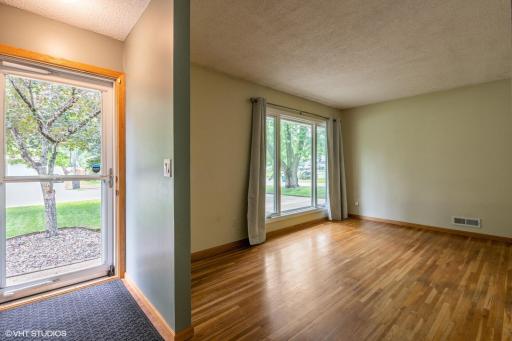 10628 Direct River Drive NW, Minneapolis, MN 55433
