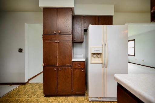 6 Kitchen III.jpg