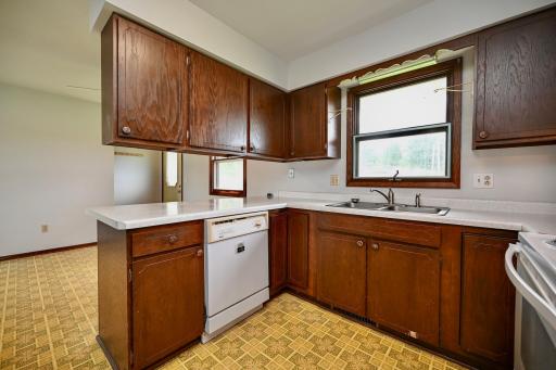 4 Kitchen I.jpg