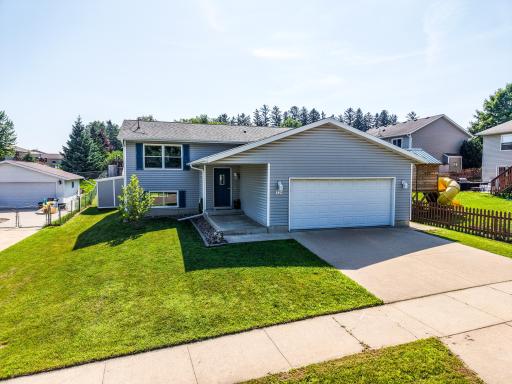 724 50th Avenue NW, Rochester, MN 55901