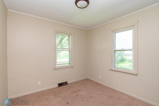 809 18th Street N, Moorhead, MN 56560