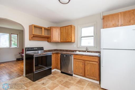 809 18th Street N, Moorhead, MN 56560