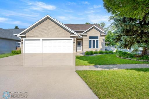 3501 19th Street S, Fargo, ND 58104