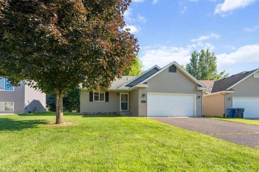 627 Hickory Drive, Saint Joseph, MN 56374