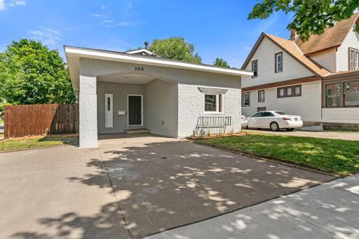 960 Burr Street, Saint Paul, MN 55130