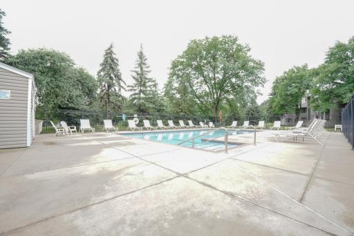 350 Shelard Parkway, 206, Minneapolis, MN 55426