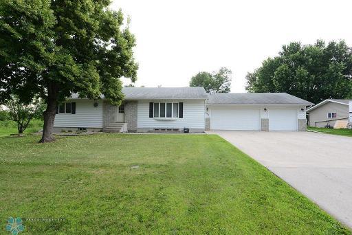 404 Ash Drive, Mooreton, ND 58061