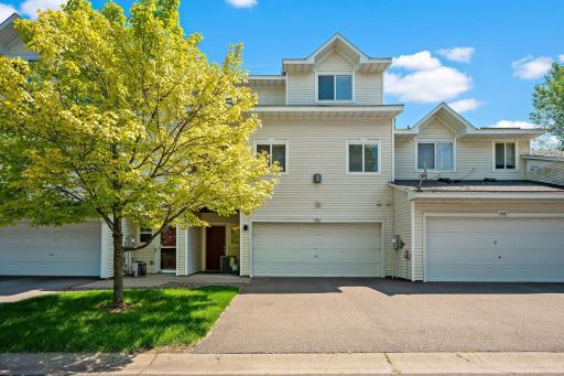 Welcome to this beautiful 2-story townhome!