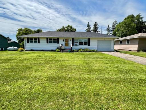 411 1st Street N, Hoffman, MN 56339