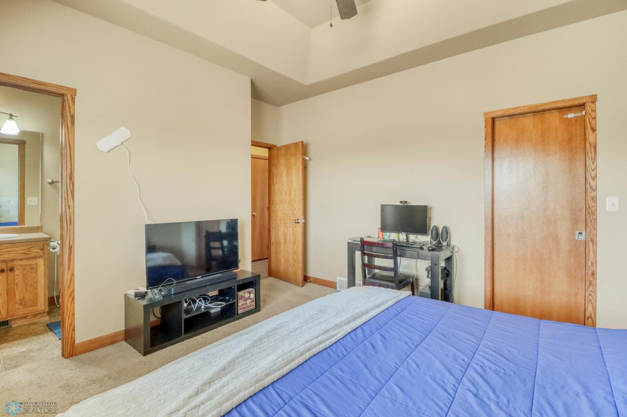 Primary Bedroom1_2.JPG