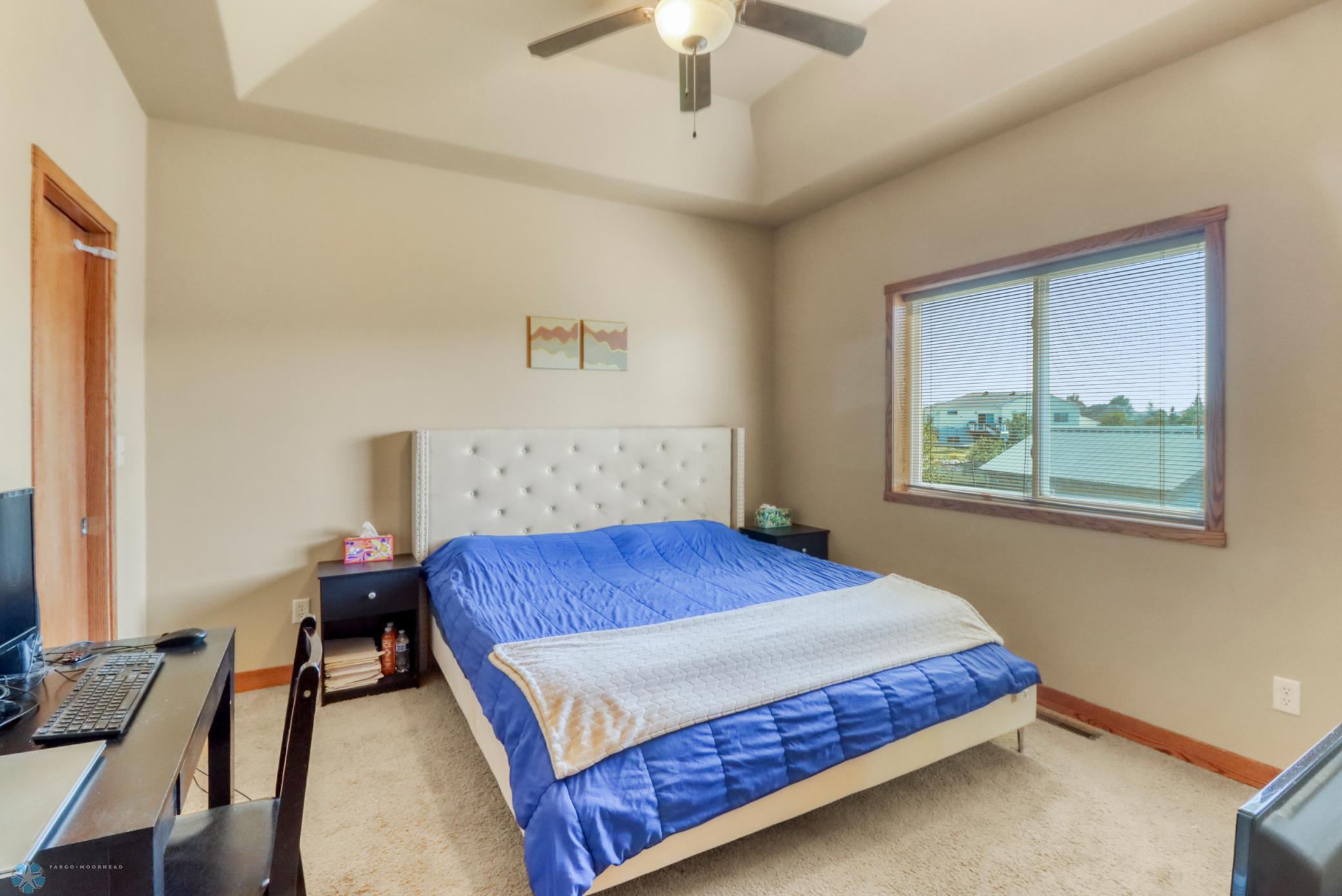 Primary Bedroom1_1.JPG