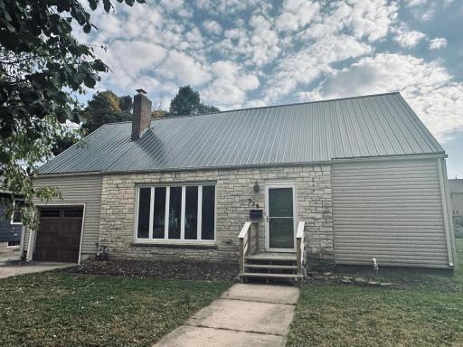 339 South Street, Owatonna, MN 55060