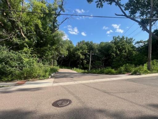 308 4th Street S, Stillwater, MN 55082