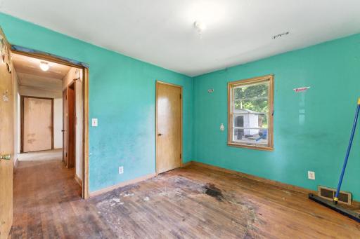1931 Hawthorne Avenue E, Saint Paul, MN 55119