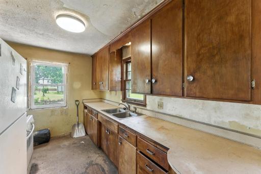 1931 Hawthorne Avenue E, Saint Paul, MN 55119