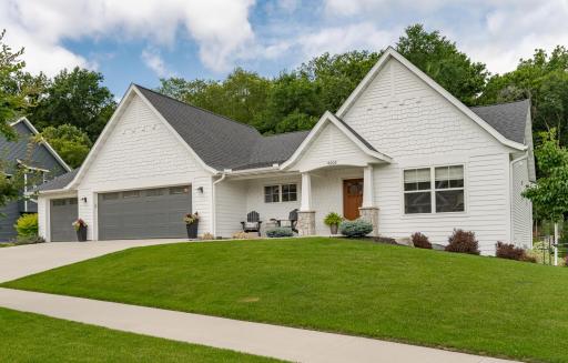 4205 Stone Point Drive NE, Rochester, MN 55906