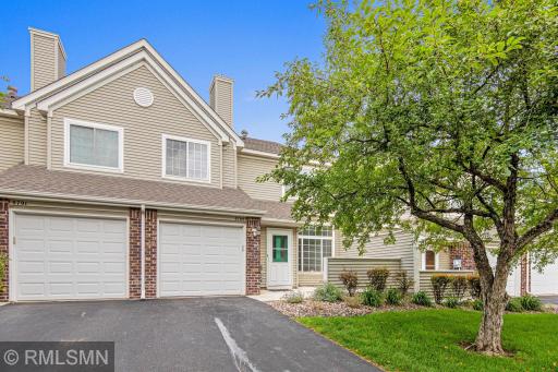 8789 Branson Dr, Inver Grove Heights-1.jpg