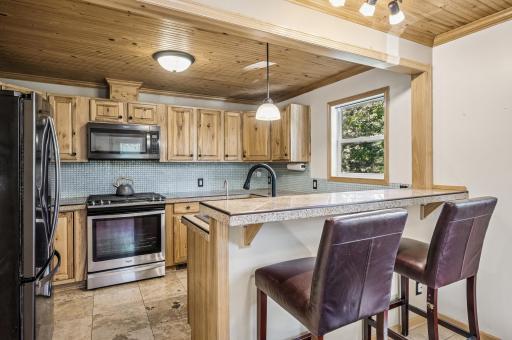 100 Dartmoor Road, Saint Paul, MN 55115