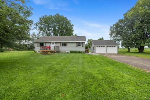 211 W Minnesota Avenue, Randall, MN 56475