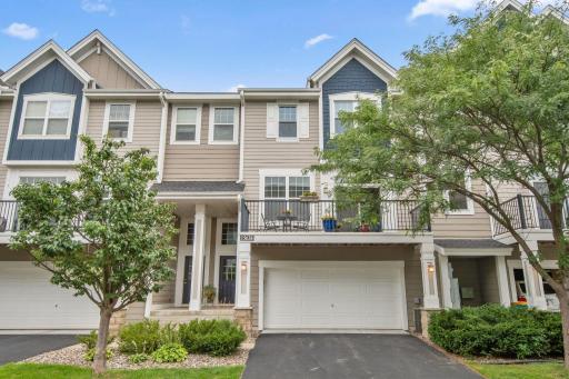 15638 Early Bird Circle, Apple Valley, MN 55124
