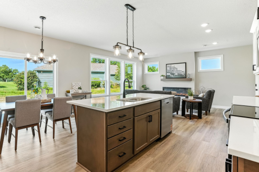 2924 Lavender Parkway, Faribault, MN 55021