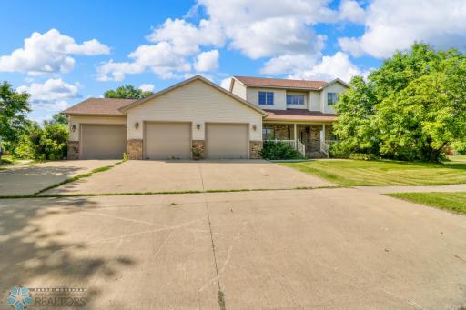 507 3rd Avenue NE, Hillsboro, ND 58045