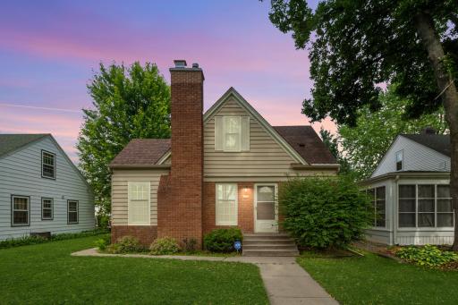 Wonderful curb appeal on this 1.5 story home