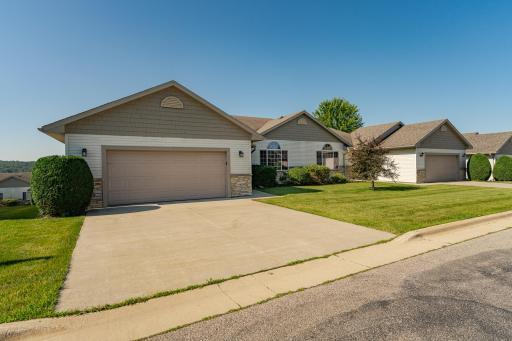 4540 Prairie View Place NW, Rochester, MN 55901