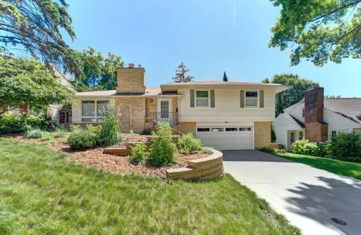 1636 9th Avenue NE, Rochester, MN 55906