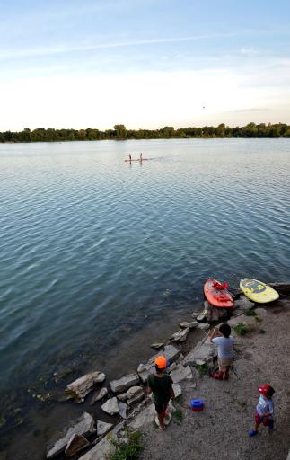 Fishing, kayaking and paddle boarding at Lake Nokomis