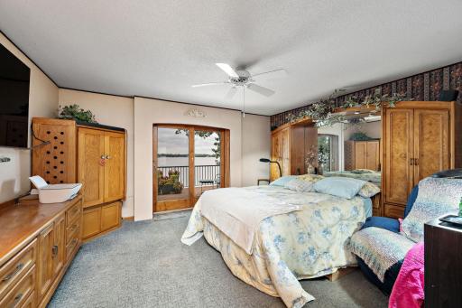 1848 Shorewood Lane, Mound, MN 55364